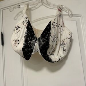 Lane Bryant size 44H bra new with tags .